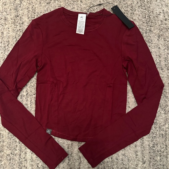 ONER ACTIVE
MELLOW™ SOFT MID LONG SLEEVE TOP - Picture 2 of 3